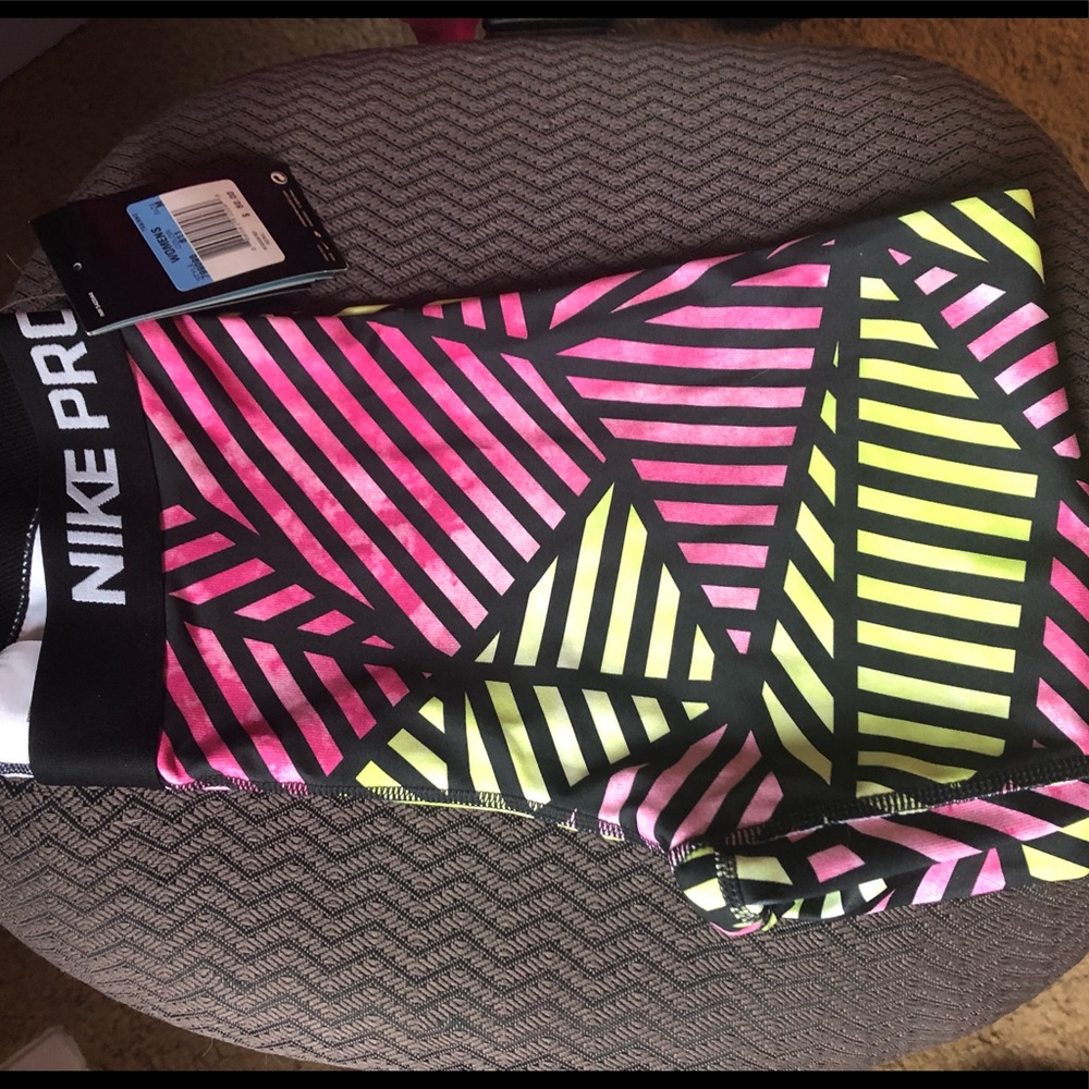 Nike Pro Capri